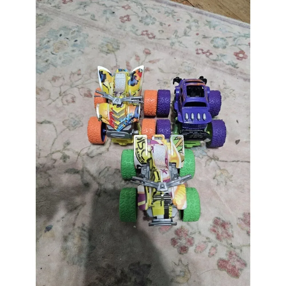 Monster Truck Toys, Friction Powered Monster Trucks, set of 3‎ Inertia